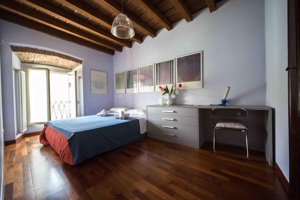 Fleur De Lis Bed & Breakfast Bergamo Oda fotoğraf
